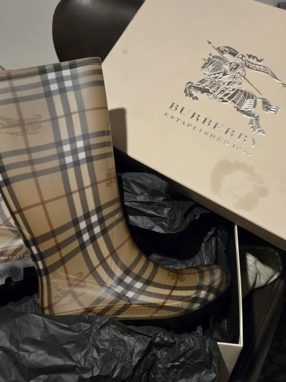 Burberry Haymarket Nova Check Rain Boots UK 7 EU 40 Fits US 7.5-8 w/ Box